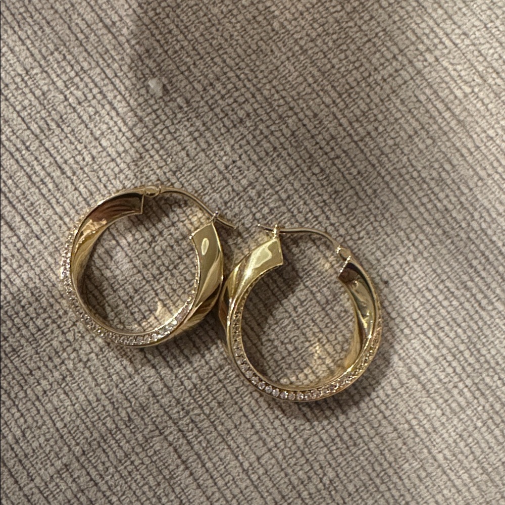 JACKIE MACK DESIGNS Women's Lava Hoops In Gold